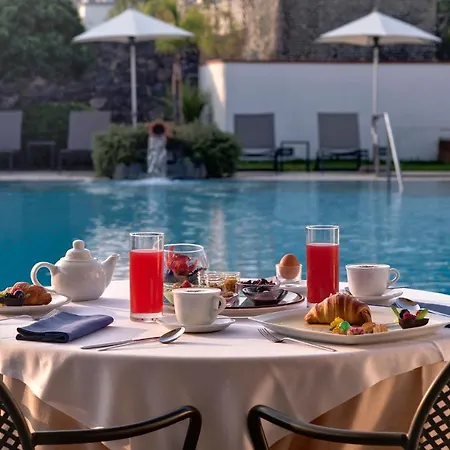Durrueli & Hotel Ischia