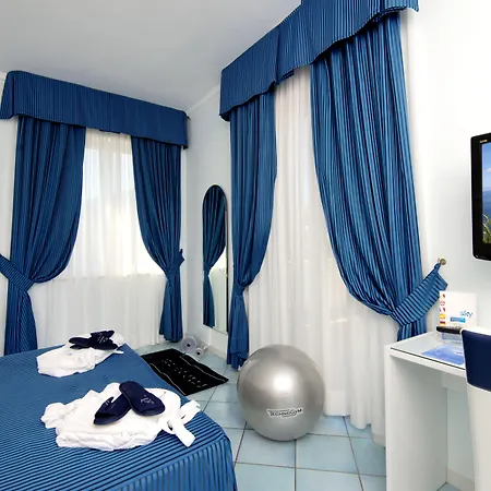 Durrueli & Szálloda Ischia