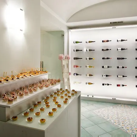 Hotel Durrueli & 4*