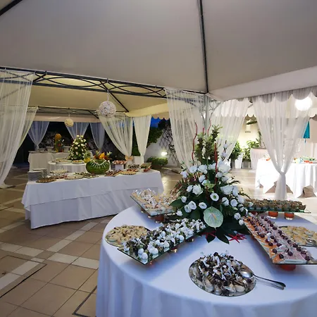 Durrueli & 4* Ischia