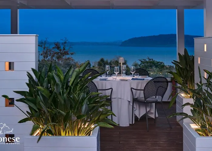 Durrueli & 4* Ísquia