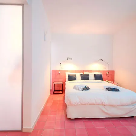 Durrueli & Otel Ischia