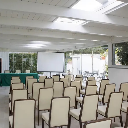 Durrueli & 4* Ischia